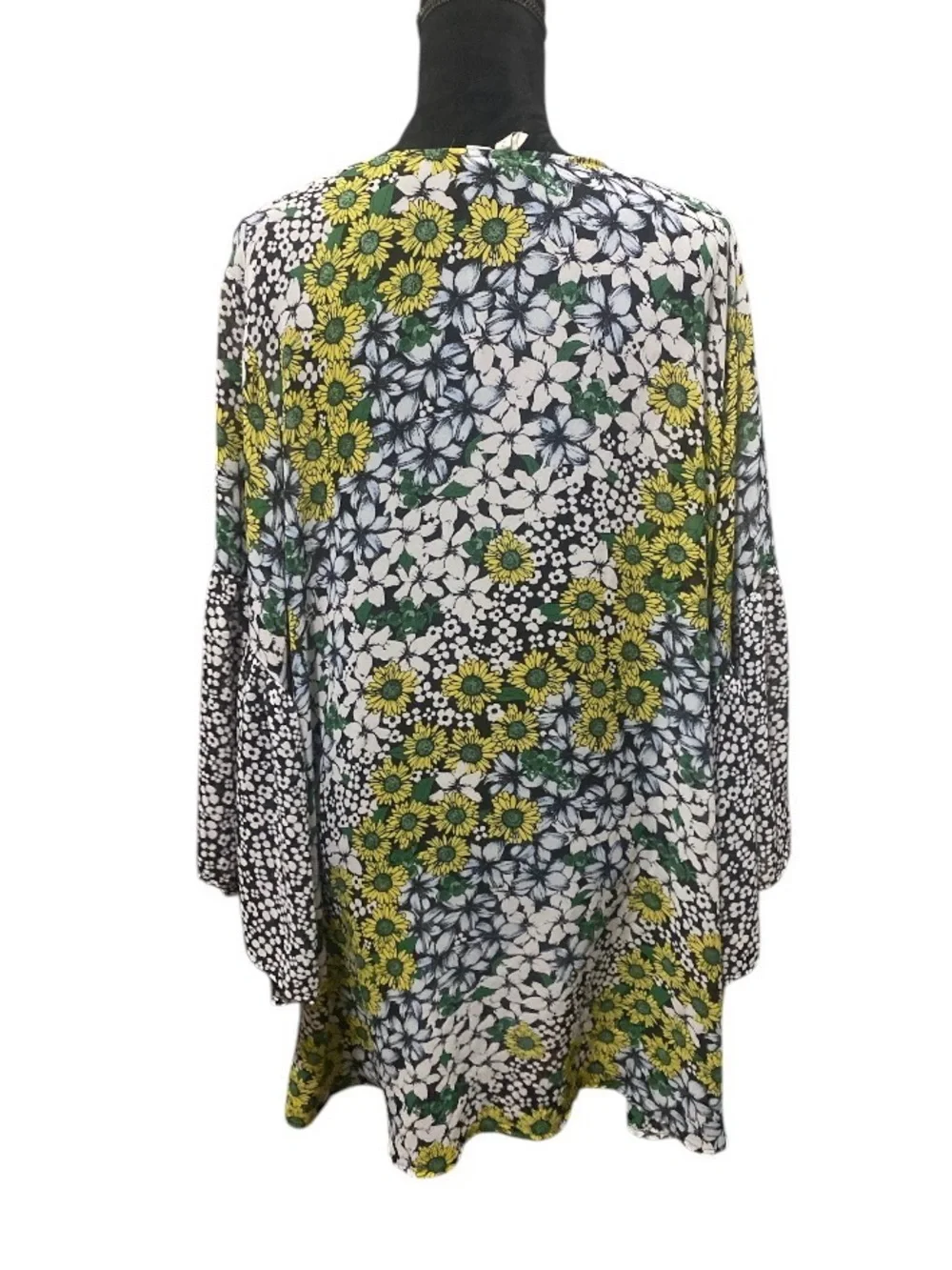 Floral Open-Front Kimono - Picture 4 of 5